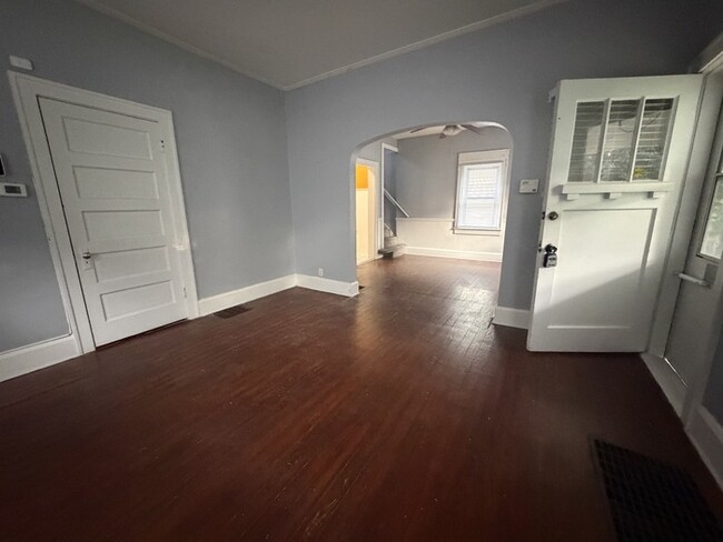 Photo - 3 Bedroom Near Irvington-Emerson Heights