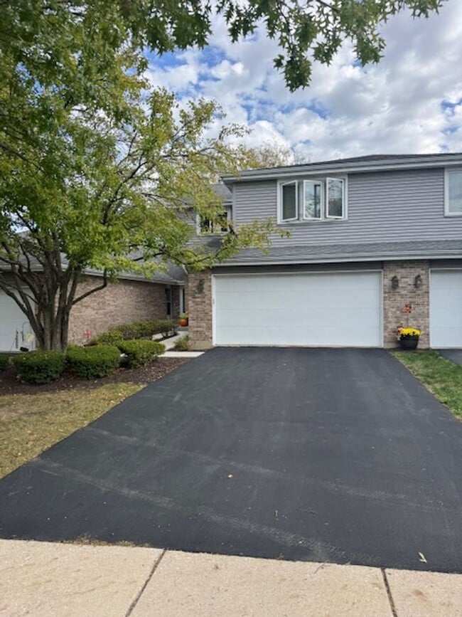 Photo - Cambridge Dr. Mokena Unidad Cambridge - Mokena