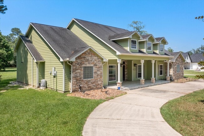 Photo - 232 County Rd 633