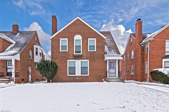 Photo - 13590 Cedar Rd