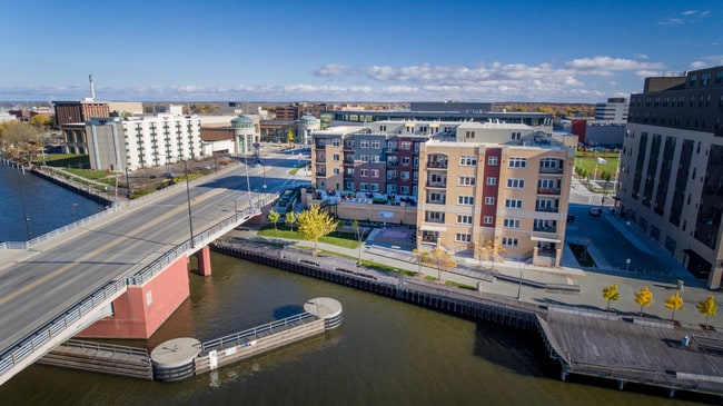 Photo - CityDeck Landing