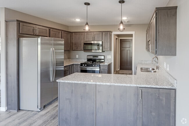 2HAB, 2,5BA - 1546 ft² Sunset - Sommersby Village Townhomes