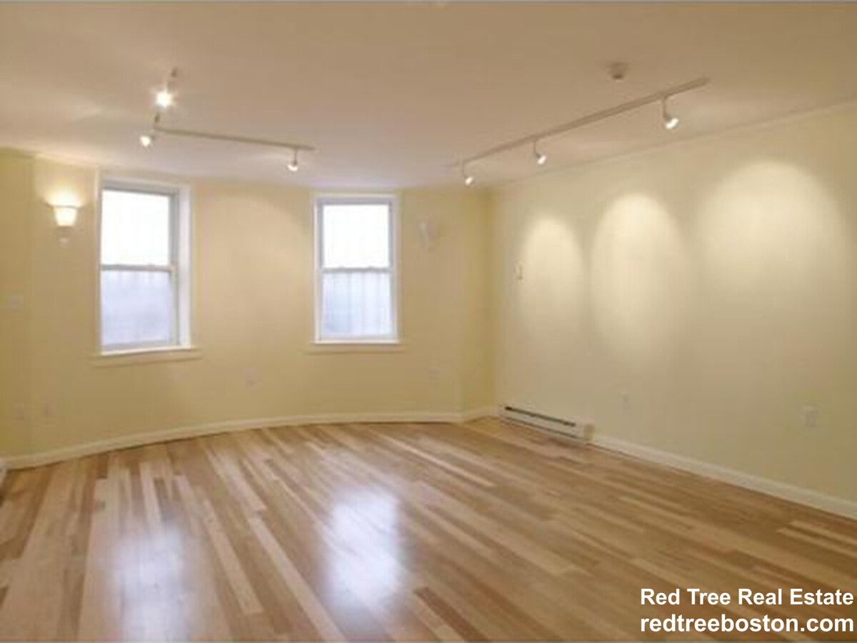 Photo - 702 Massachusetts Ave Unidad 9