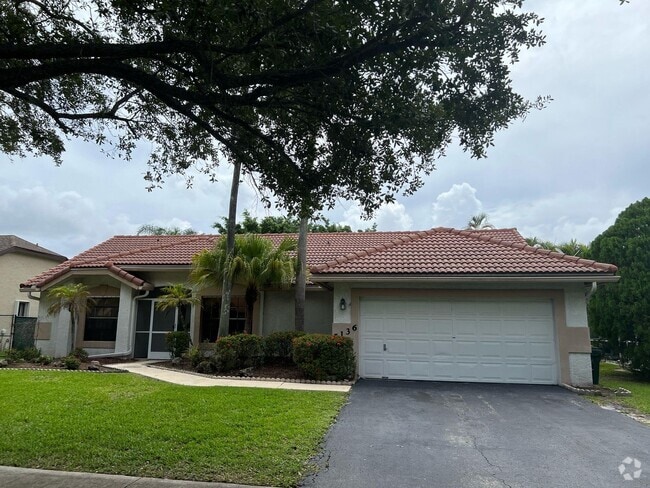 Building Photo - 5136 NW 49th Ave Rental