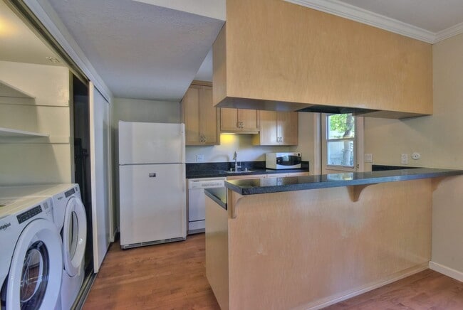 Photo - 1225 Picasso Dr