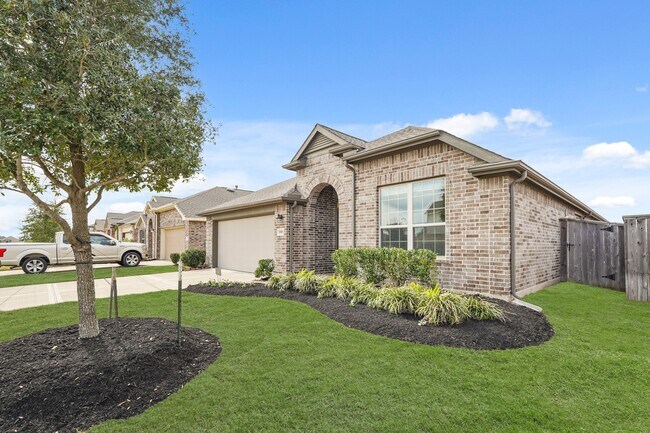 Photo - 9919 Willow Crown Ln