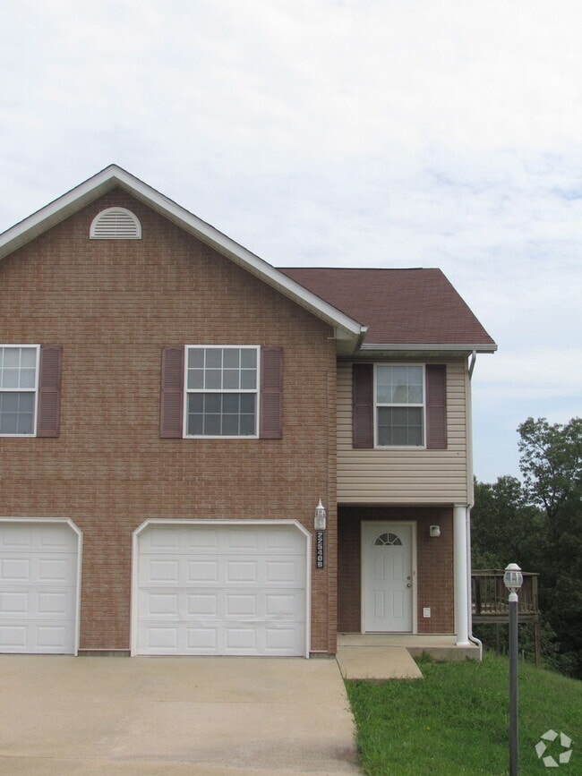 Building Photo - 22540 Hollow Oak Ln Unit B Rental