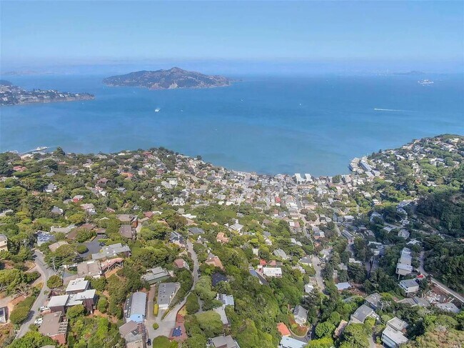 Photo - 504 Sausalito Blvd