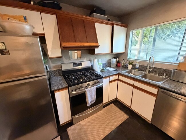Photo - 4834 Hollow Corner Rd Unit 302