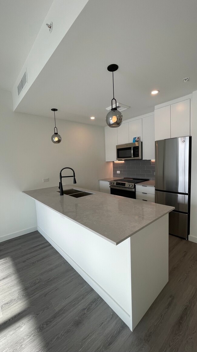 Photo - 334 NW 22nd St Condo Unit A4