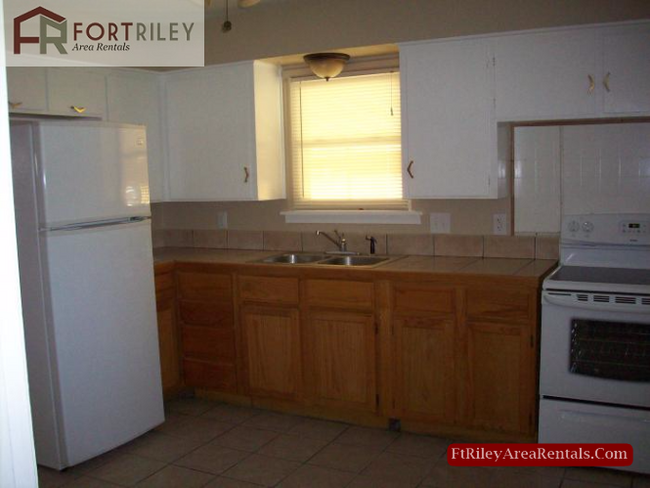 Photo - Spacious home for rent!