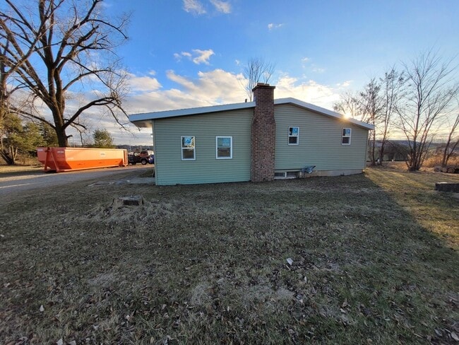 Building Photo - N1721 Greenville Dr