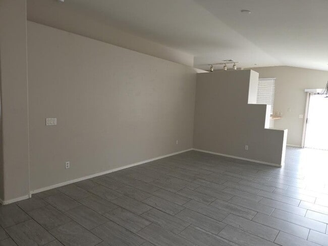 Photo - 9927 W Southgate Ave