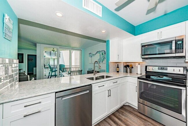 5505 PUERTA DEL SOL Blvd Unit 325