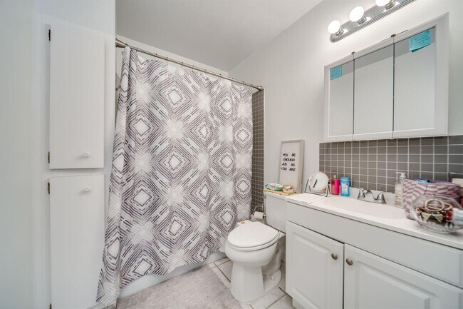 5700 NE 22nd Way Unit 304