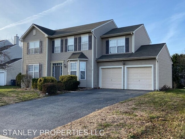 Photo - 4 br, 2.5 bath House - 206 Drawyers Drive