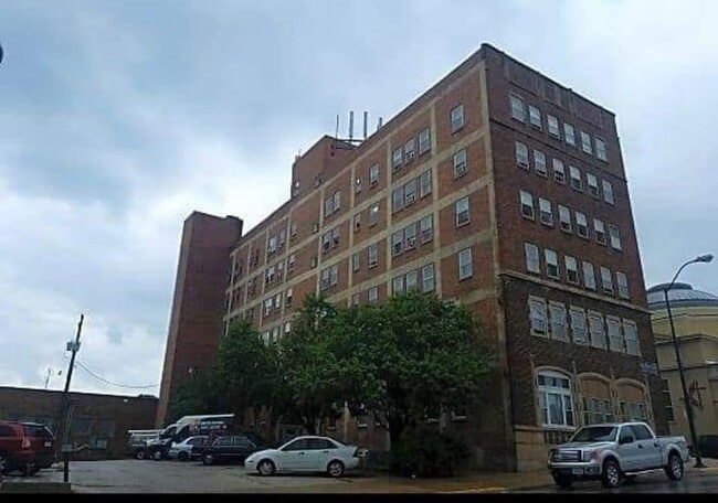 Photo - Biltwell Apartments