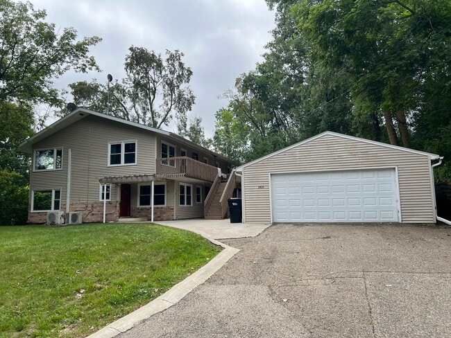 Photo - 2416 5th St SW Unit B