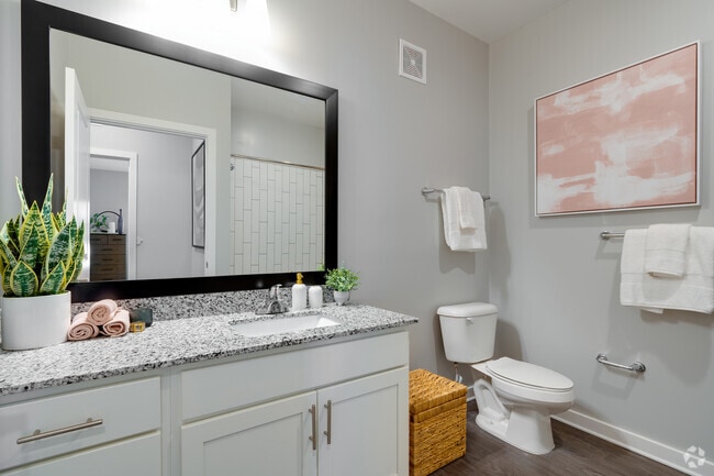B1 - 2BR, 2BA - 1164SF - Bathroom