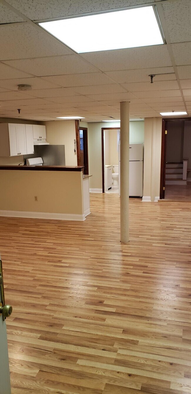 Photo - 1198 Commonwealth Ave