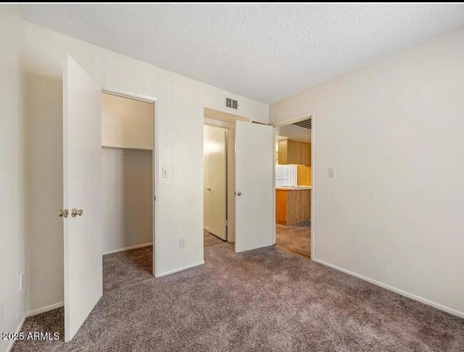 Photo - 5750 N 59th Ave Unit 2