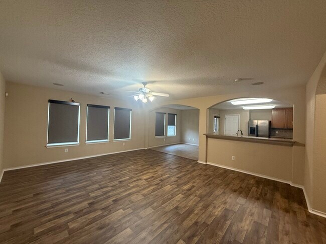 Building Photo - 11215 Overland Trail Dr