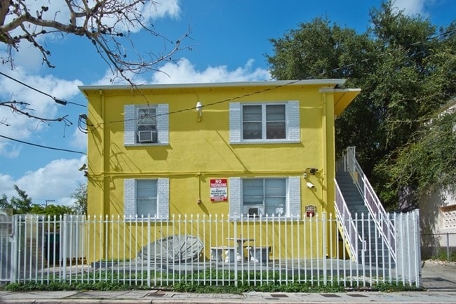 Photo - 361 NW 7th St Apartments