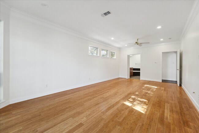 Photo - 30 Watermill Pl