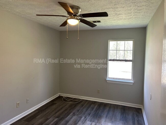 Photo - 409 E Central Ave