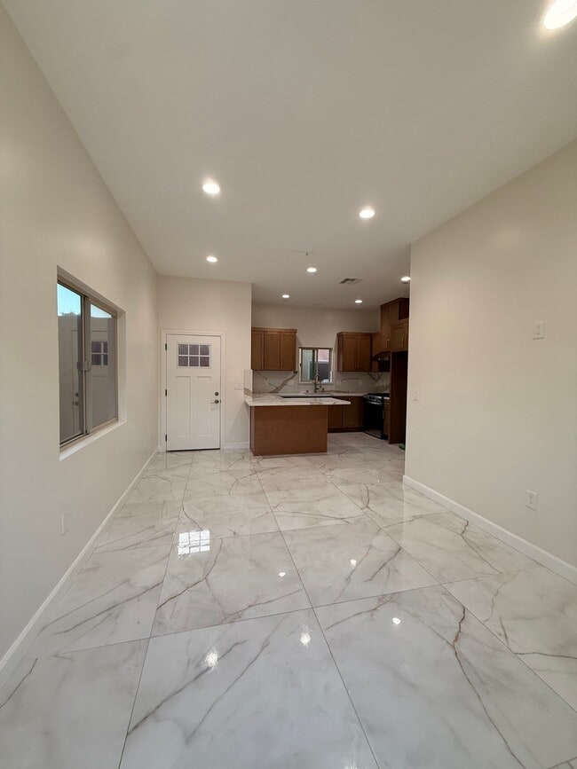 Photo - 11796 Kensington Rd