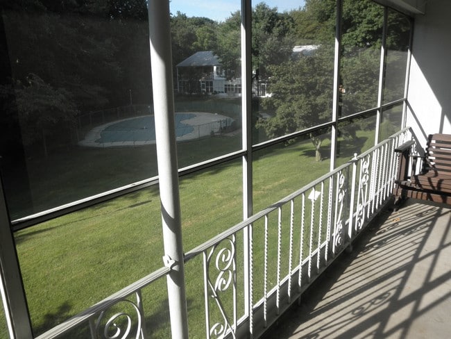 Vista desde el porche - 17 Sunnybrook Rd Unidad D