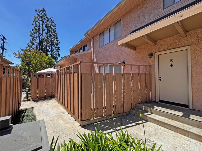 Photo - 1508 Dixon St