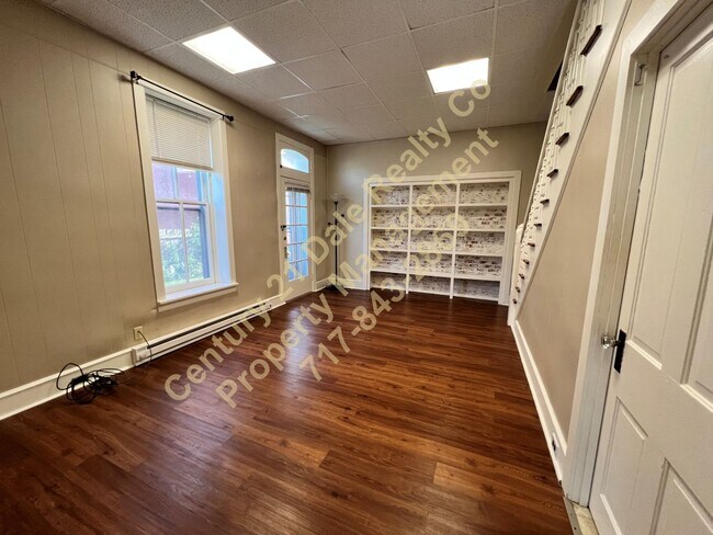 78 S Main St Unit - 78 1/2 Back