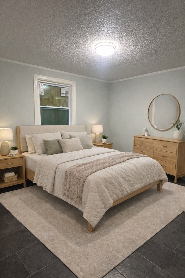 Photo - 785 Dallas St