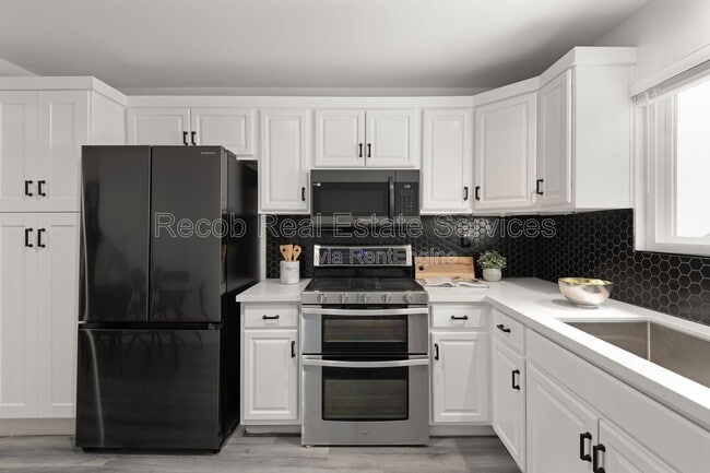 Photo - 1710 Hanford Dr Unit 1704