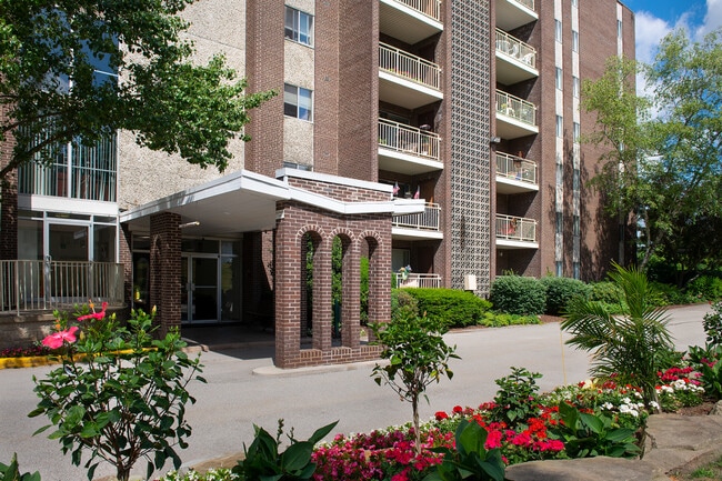 Monroeville Apartments at LaVale - Monroeville Apartments at LaVale