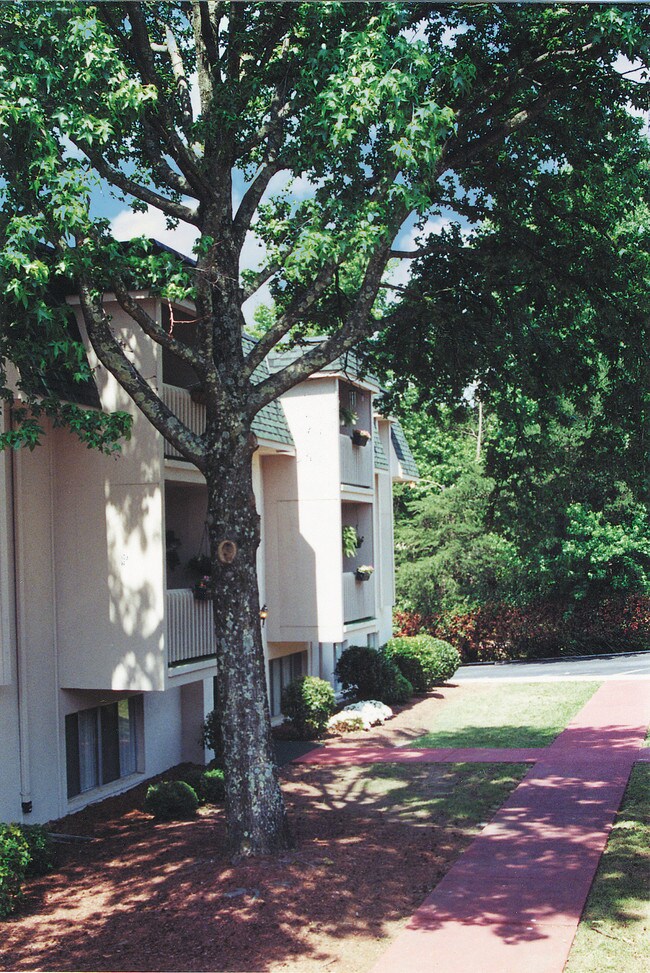 the fairway club apartments for rent in greenville sc forrent com