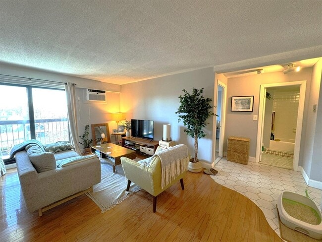 Photo - 47 Mystic St Unit 5A