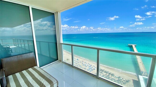 Photo - 16699 Collins Ave Unidad 1602