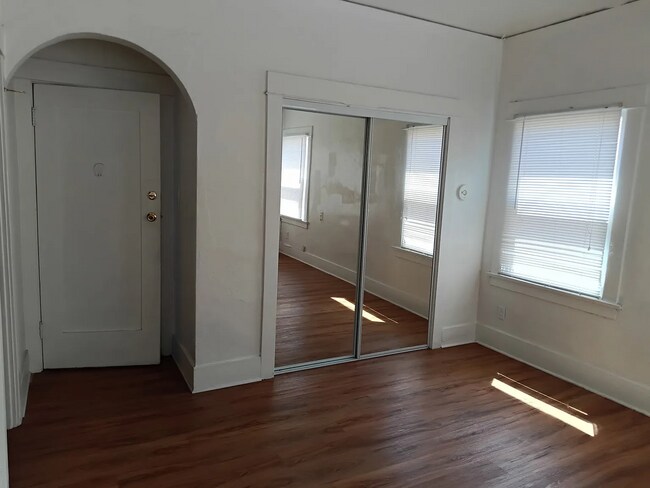 715 Lime Ave Unit 3