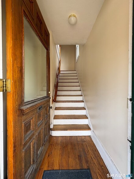 Photo - 799 Elm St