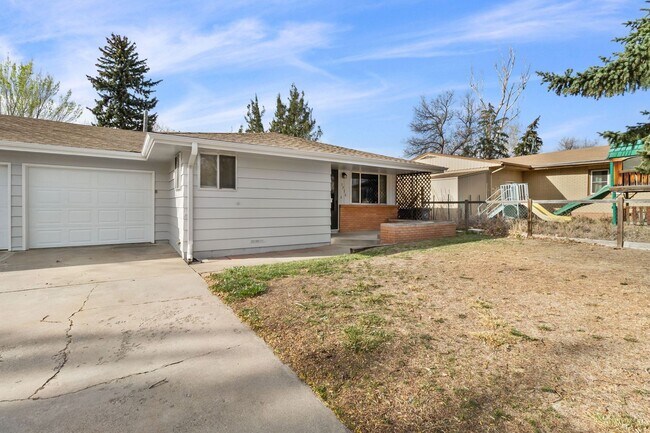 Photo - 1714-1716 W 8th St Unidad 1716 W 8th St