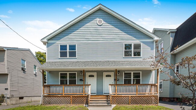 Photo - 29 Willard Ave
