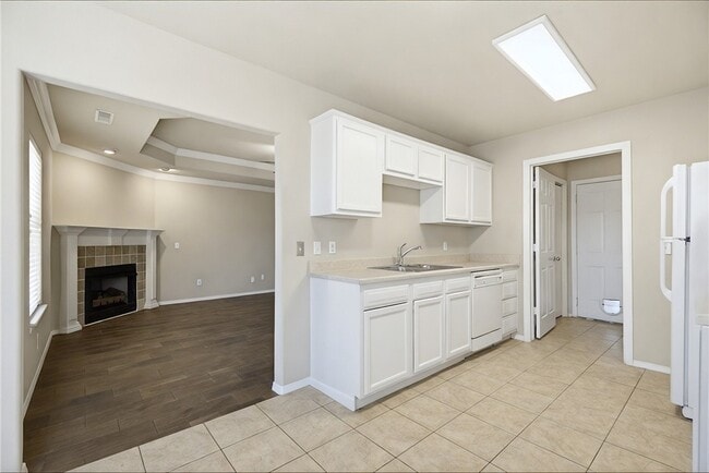 Photo - 6301 SW Meadow Well Ave