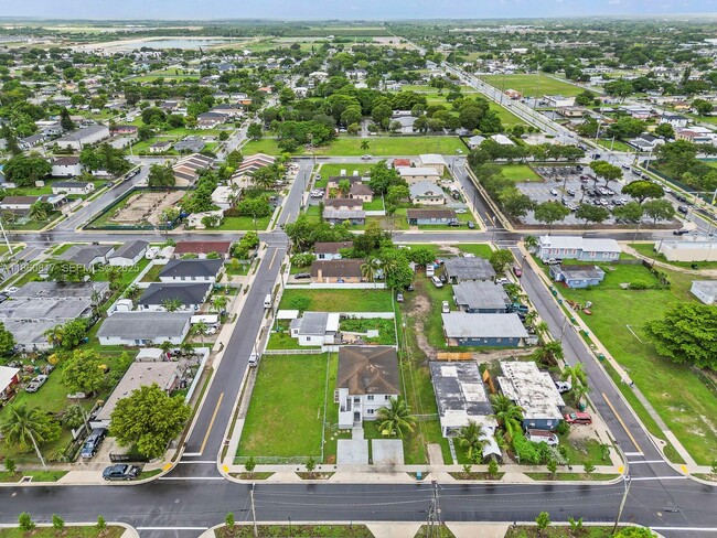 Photo - 1514 NW 5th Ave Unidad 1-2