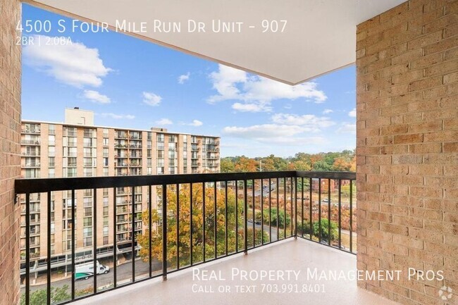 Building Photo - Lovely 2 BD/2BA at The Brittany! Unit 907 Rental