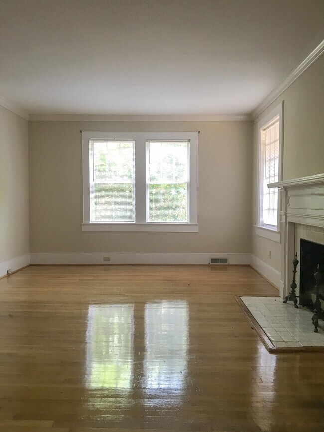 230 S Gregg St Unit 230
