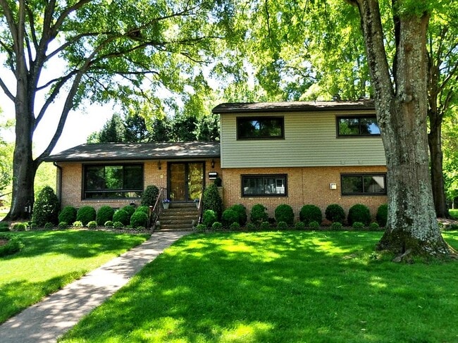 Photo - 3801 Stokes Ave