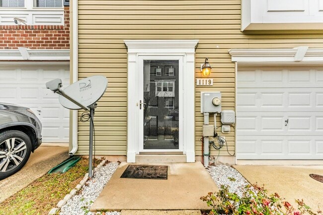 1119 Frontline Dr