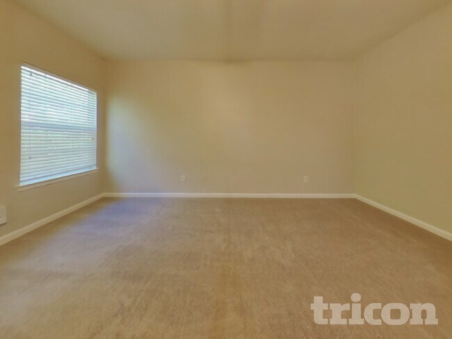 Photo - 7340 St Agnes Way